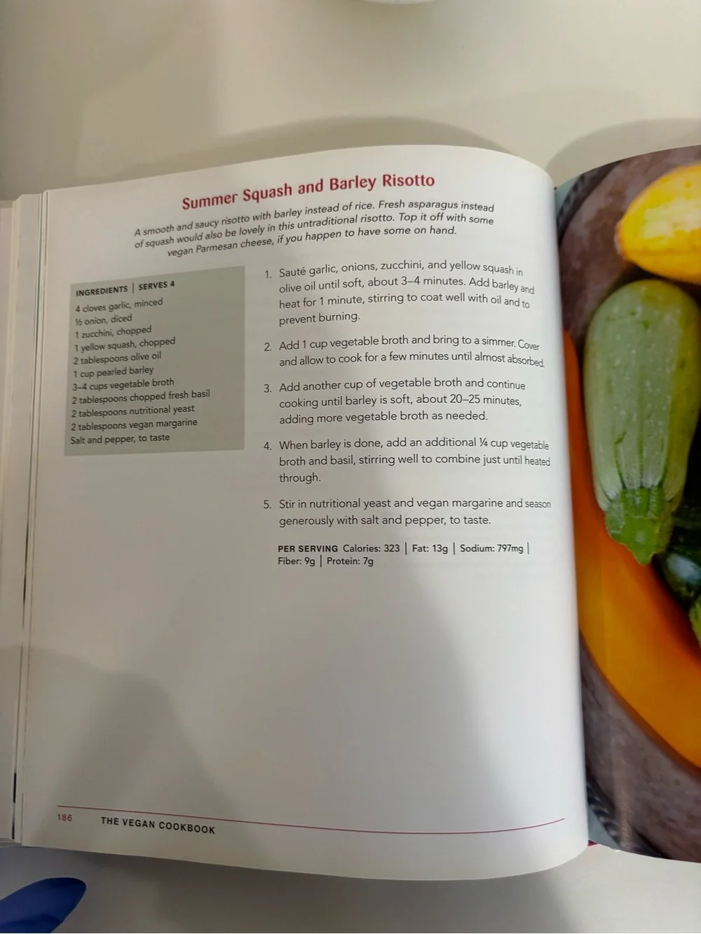 🎁The Vegan Cookbook -Hardback Cover